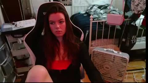 Snapshot of alina_nightshade chatting on June 2026 01:36:01 AM Alina Nightshade online show from June 2026 01:36:01 AM
