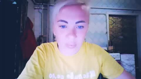 Snapshot of alinafrey_ chatting on May 2026 05:15:02 AM Alina online show from May 2026 05:15:02 AM