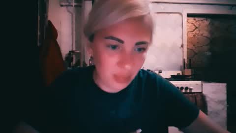 Snapshot of alinafrey_ chatting on June 2026 06:12:01 PM Alina online show from June 2026 06:12:01 PM