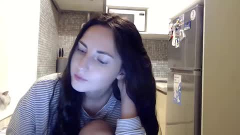 Snapshot of alinajames1 chatting on January 2025 06:10:02 PM alinajames1 online show from January 2025 06:10:02 PM