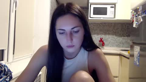 Snapshot of alinajames1 chatting on January 2025 08:28:01 PM alinajames1 online show from January 2025 08:28:01 PM