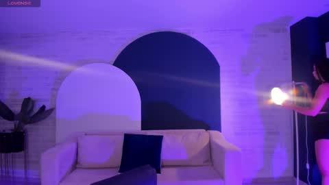 Snapshot of alinakravitz_ chatting on February 2026 11:38:02 AM alinakravitz_ online show from February 2026 11:38:02 AM