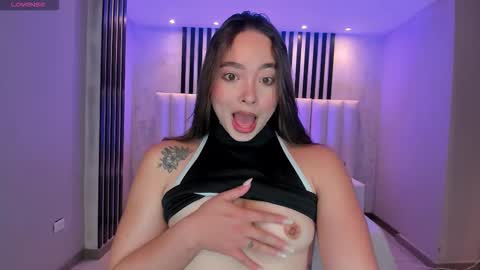 Snapshot of alinakravitz_ chatting on February 2026 12:45:01 PM alinakravitz_ online show from February 2026 12:45:01 PM