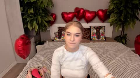 Snapshot of alinalemon chatting on February 2026 06:35:02 PM Alina online show from February 2026 06:35:02 PM