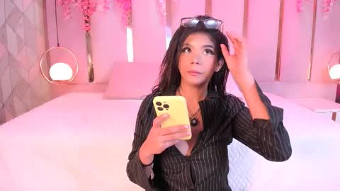 Snapshot of alinasweett chatting on February 2026 12:37:02 PM online show from February 2026 12:37:02 PM