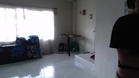 Snapshot of alinawoolf_ chatting on June 2026 05:17:02 PM Ali online show from June 2026 05:17:02 PM