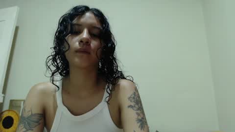 Snapshot of alinawoolf_ chatting on June 2026 12:49:01 AM Ali online show from June 2026 12:49:01 AM