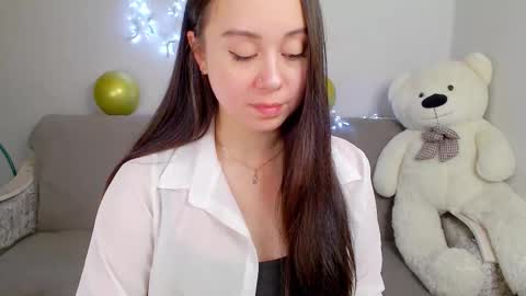 AlinaXRose online show from September 2025 09:40:02 PM