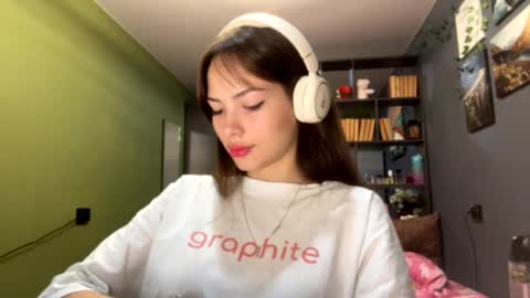 Alice online show from October 2025 10:35:02 AM