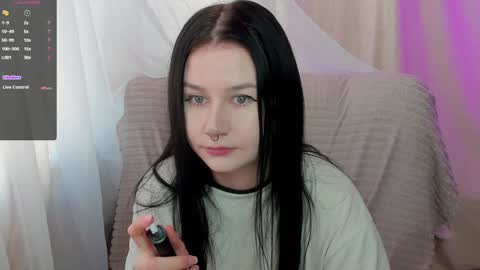 Aline Greeeen online show from February 2025 08:01:01 AM