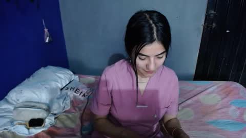 Snapshot of alis_jones__ chatting on March 2025 01:42:01 PM Alis jines online show from March 2025 01:42:01 PM