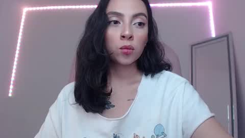 Alejandra online show from February 2025 09:34:02 AM