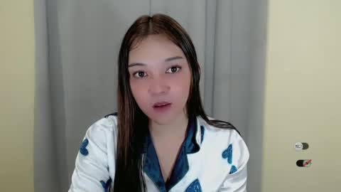 Snapshot of alisa_kiss_ chatting on February 2025 07:16:02 PM Shanti xhey online show from February 2025 07:16:02 PM