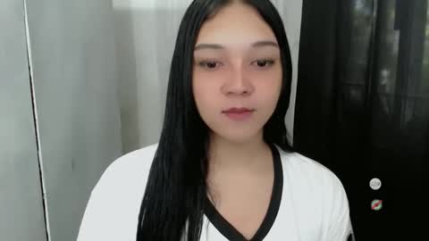 Snapshot of alisa_kiss_ chatting on November 2025 04:01:02 AM Shanti xhey online show from November 2025 04:01:02 AM