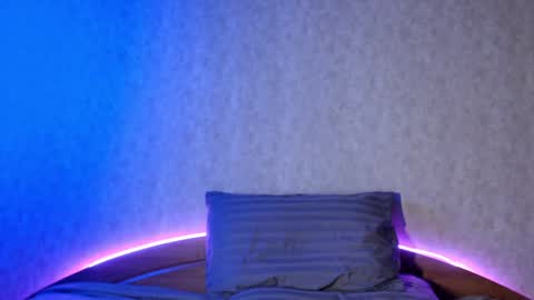 alisaadoll online show from January 2025 04:08:01 PM