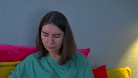 Snapshot of alisaalarie chatting on June 2026 06:57:01 AM Alisa online show from June 2026 06:57:01 AM