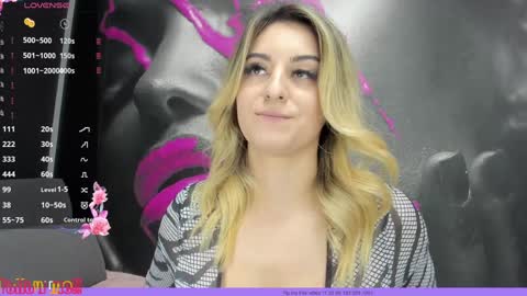 Alisa online show from December 2024 07:14:01 PM