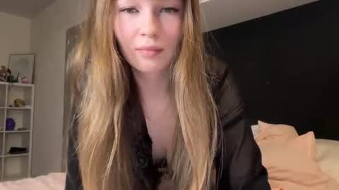 Snapshot of alisaprobs chatting on July 2026 08:59:02 PM ALICE online show from July 2026 08:59:02 PM