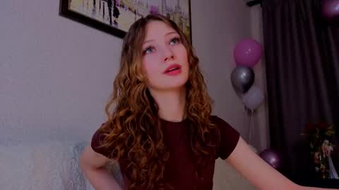 Alisa online show from April 2026 07:05:01 PM