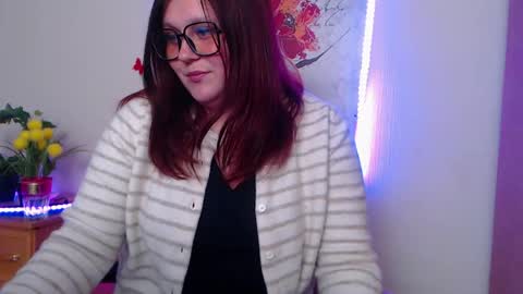 Snapshot of alisawoods_ chatting on May 2026 12:34:01 PM Alisa online show from May 2026 12:34:01 PM
