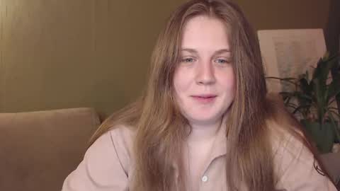 Snapshot of alisaxxxshy chatting on May 2026 09:43:01 PM alisaxxxshy online show from May 2026 09:43:01 PM