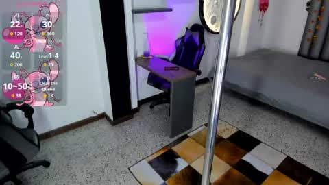 alise_mason online show from April 2026 11:05:01 PM