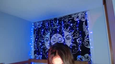 alisha17love online show from November 2025 09:13:01 PM