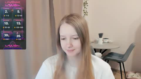 Alya online show from October 2025 11:44:01 AM