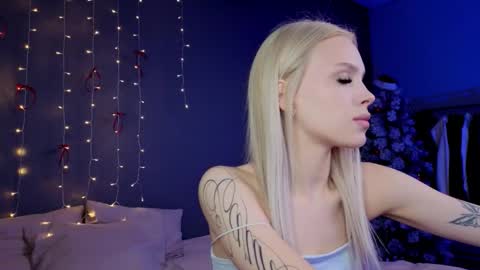 Alisha online show from February 2026 12:01:02 PM