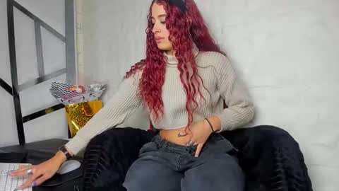 alishaevans_rs online show from February 2026 08:16:01 PM