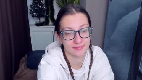 Snapshot of alishamurray chatting on December 2024 01:49:02 PM Alina online show from December 2024 01:49:02 PM