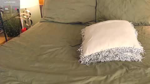 Luna online show from January 2025 11:42:01 PM