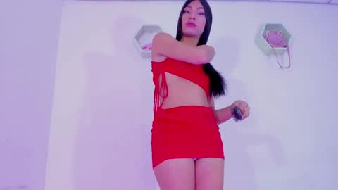 Alisia online show from December 2024 04:31:01 PM