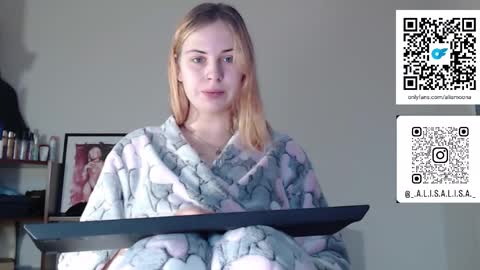 Alisa online show from December 2025 12:22:01 PM