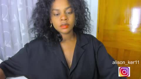 Snapshot of alison_ker chatting on June 2026 06:49:02 AM Sofias house online show from June 2026 06:49:02 AM