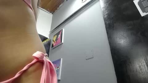 Alison Meiker online show from April 2026 01:32:01 AM