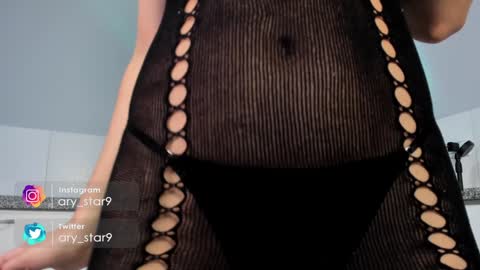 Snapshot of alison_miller9 chatting on December 2024 02:19:02 AM Alison online show from December 2024 02:19:02 AM