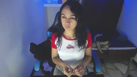 ALISON MOON online show from September 2025 01:02:01 PM