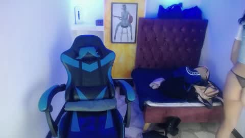 ALISON MOON online show from September 2025 11:47:01 AM