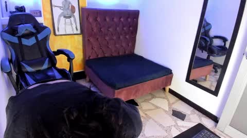 ALISON MOON online show from October 2025 11:40:02 AM