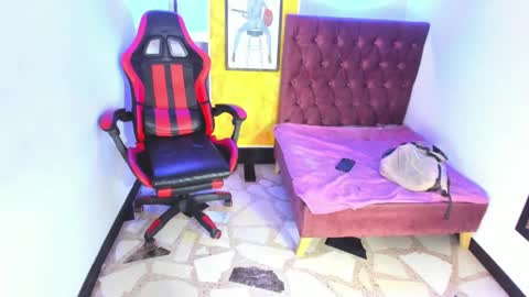 ALISON MOON online show from November 2025 11:10:01 AM