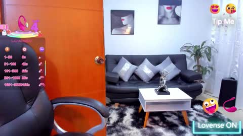 Alisson online show from November 2025 11:33:02 AM