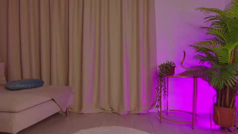 alissa_foxx online show from September 2025 05:40:02 AM
