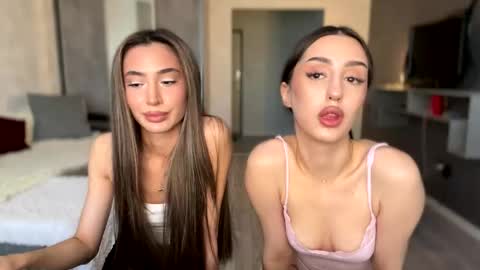 Snapshot of alissadreams chatting on May 2026 01:05:02 PM Alissa online show from May 2026 01:05:02 PM