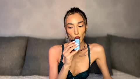 Snapshot of alissadreams chatting on June 2026 02:27:01 PM Alissa online show from June 2026 02:27:01 PM