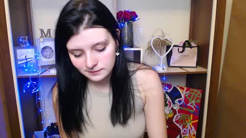 Alissa online show from December 2024 01:50:02 PM