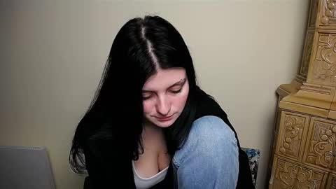 Alissa online show from February 2025 05:10:02 PM