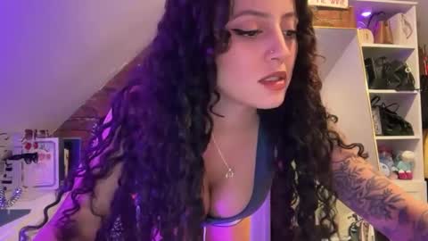 alissajaede online show from October 2025 12:51:01 AM