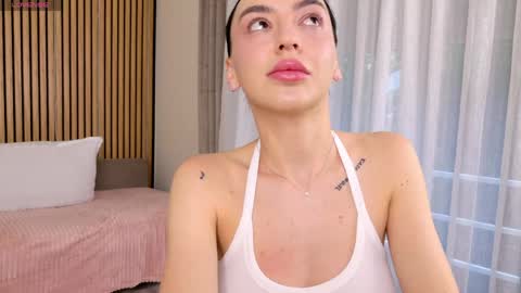 Snapshot of alissamarks chatting on May 2026 03:47:02 AM Alissa online show from May 2026 03:47:02 AM