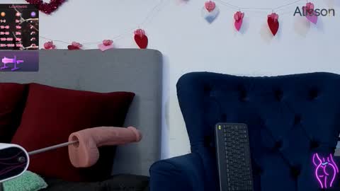 alisson0002 online show from September 2025 09:15:01 PM